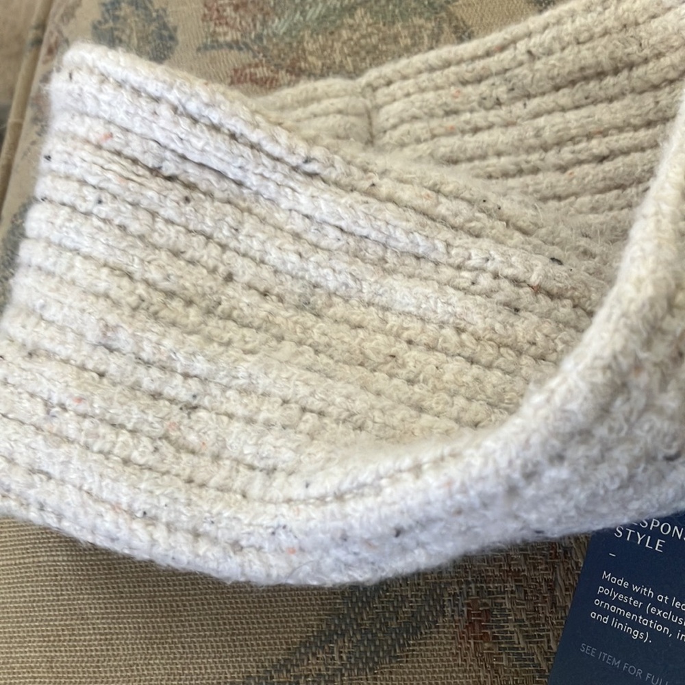 FINAL MARKDOWN Universal thread headband nwt - Picture 3 of 3